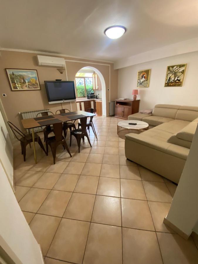 Apartments Oliva Poreč Eksteriør billede