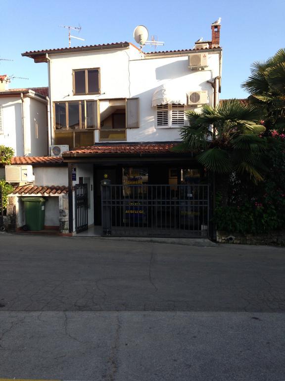 Apartments Oliva Poreč Eksteriør billede